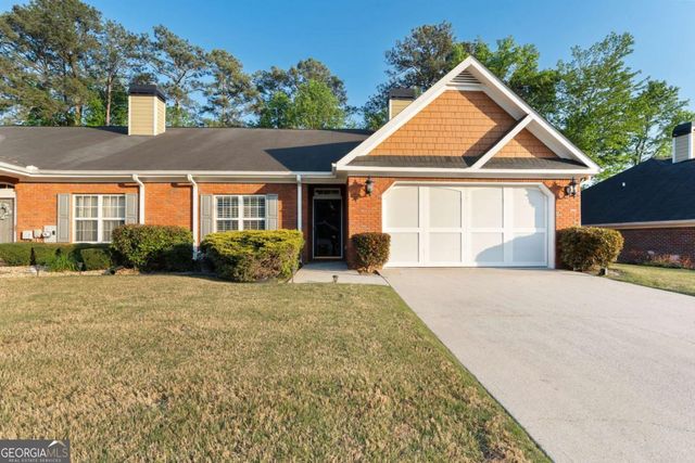 2525 Rosehill Circle, Lithia Springs, GA 30122