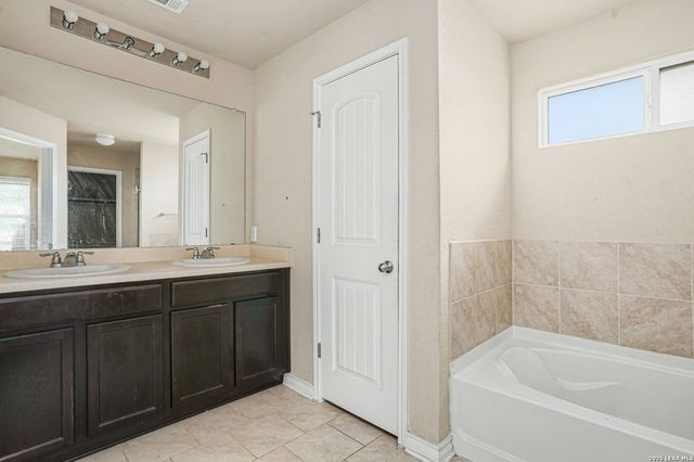 9303 Moon Shine, San Antonio, TX 78254
