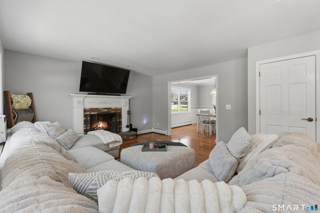 9 Spindle Hill Road, Wolcott, CT 06716
