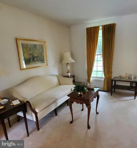 866 MANDY, Camp Hill, PA 17011