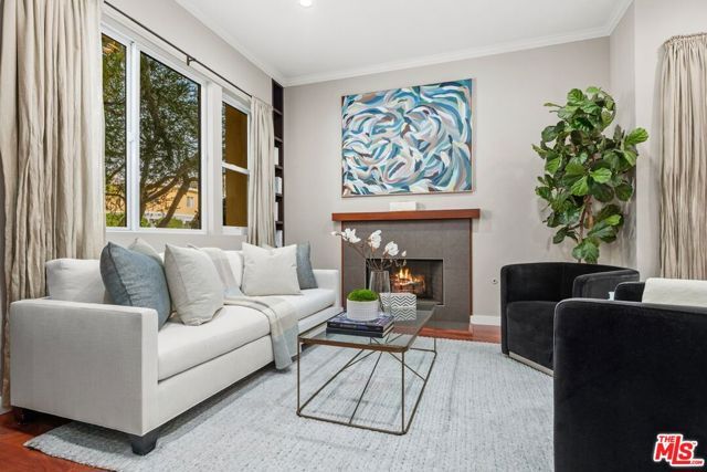 1936 S Shenandoah Street A, Los Angeles, CA 90034