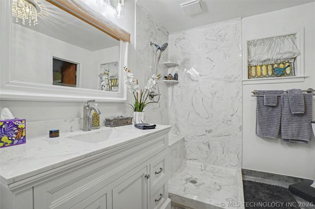 1212 E Teresa Avenue, Sapulpa, OK 74066