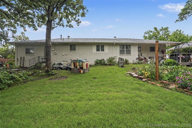 1212 E Teresa Avenue, Sapulpa, OK 74066