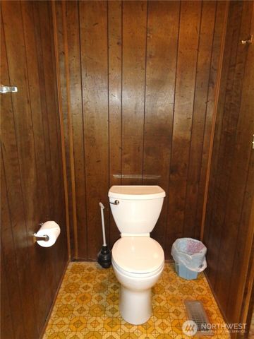 50 Cherokee Road, Omak, WA 98841