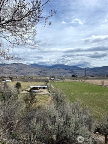 50 Cherokee Road, Omak, WA 98841