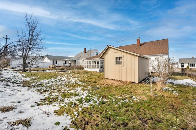 28756 Hazel Avenue, Wickliffe, OH 44092