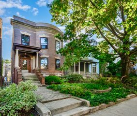 4327 N Kenmore Avenue, Chicago, IL 60613