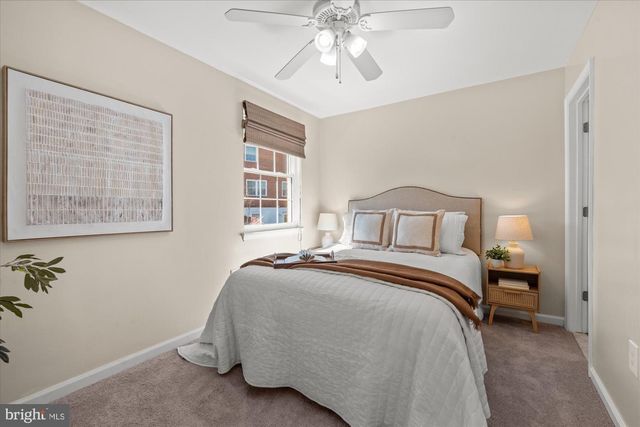 7815 SNEAD LN, Falls Church, VA 22043