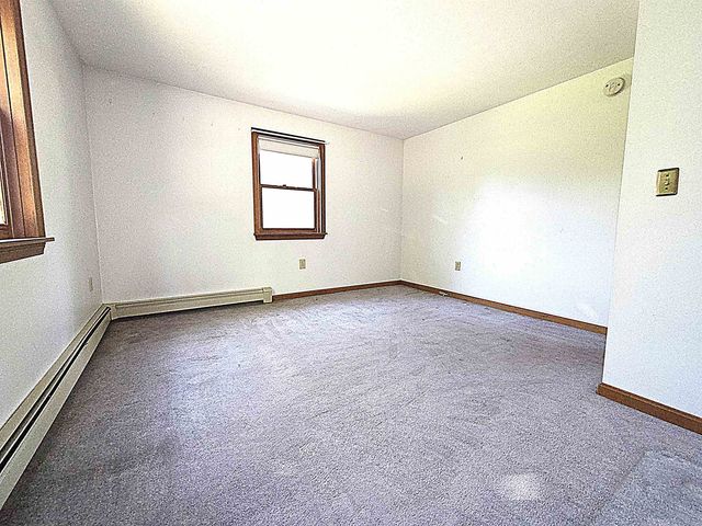 71 Myrtle Street, Hillsborough, NH 03244