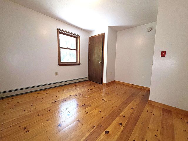 71 Myrtle Street, Hillsborough, NH 03244