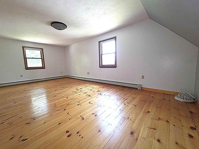 71 Myrtle Street, Hillsborough, NH 03244