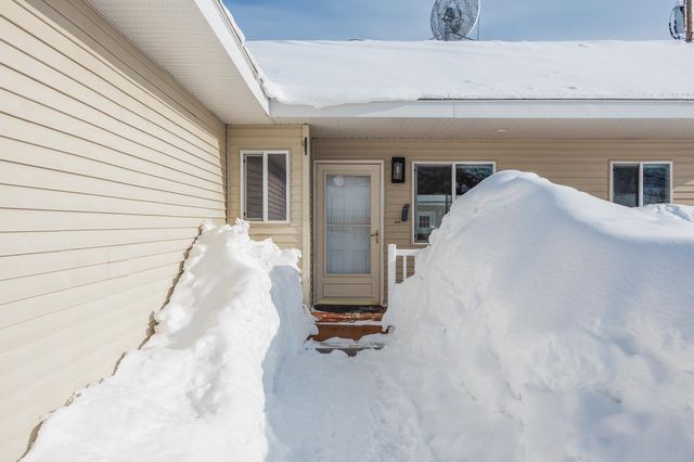 983 MINUTEMAN LOOP, North Pole, AK 99705