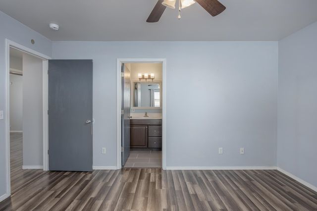 983 MINUTEMAN LOOP, North Pole, AK 99705