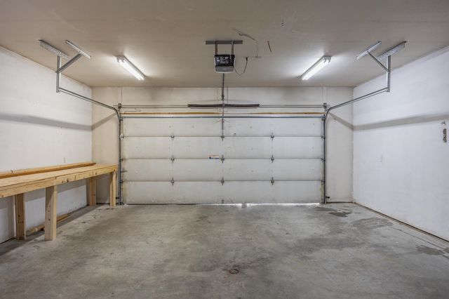 983 MINUTEMAN LOOP, North Pole, AK 99705