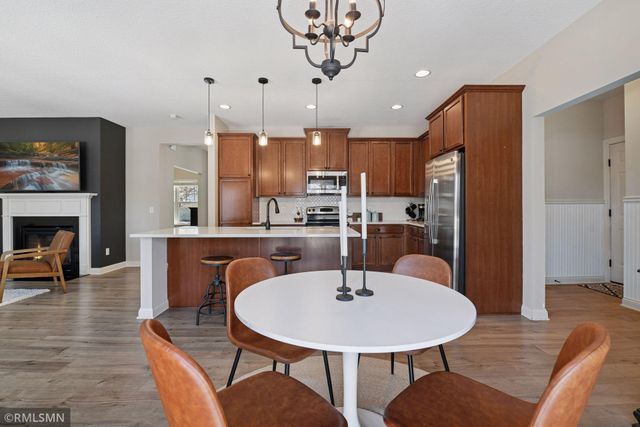 260 Liberty Heights Drive, Chaska, MN 55318