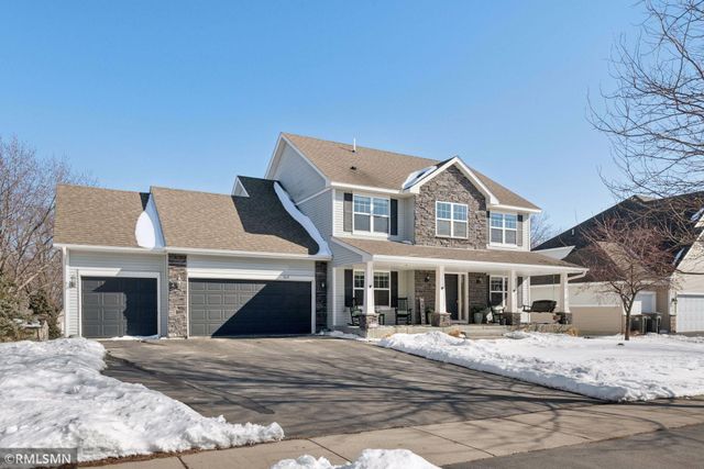 260 Liberty Heights Drive, Chaska, MN 55318