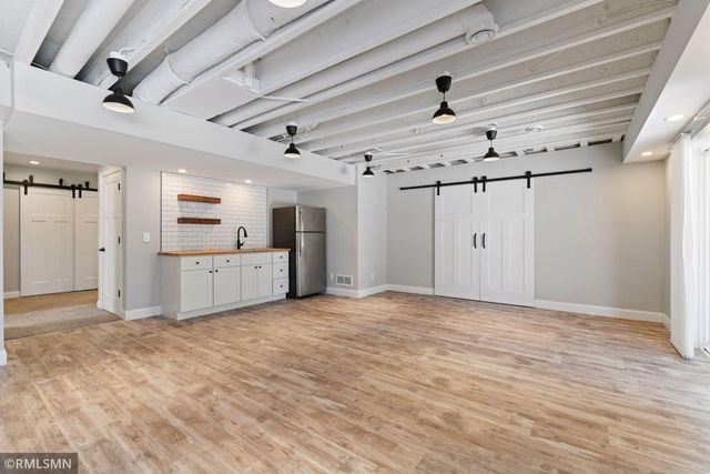 260 Liberty Heights Drive, Chaska, MN 55318