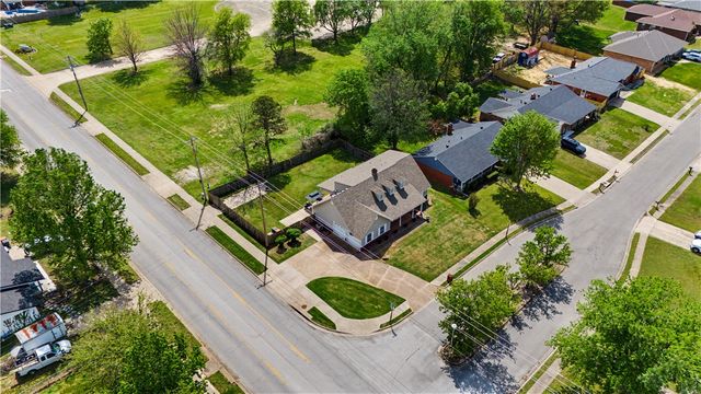 4001 Clark Avenue, Springdale, AR 72762
