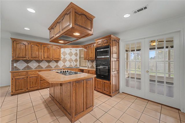 4001 Clark Avenue, Springdale, AR 72762