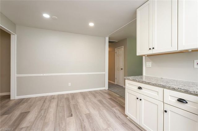 5722 Antietam Drive, Winston-salem, NC 27106
