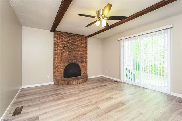 5722 Antietam Drive, Winston-salem, NC 27106