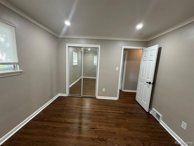 31417 Marquette Street, Garden City, MI 48135