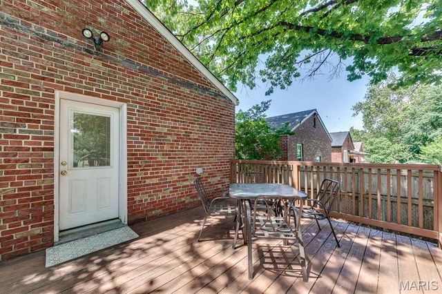 1528 Cutter Avenue, St Louis, MO 63139