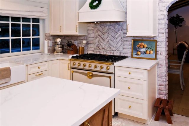 18082 Mark, Villa Park, CA 92861