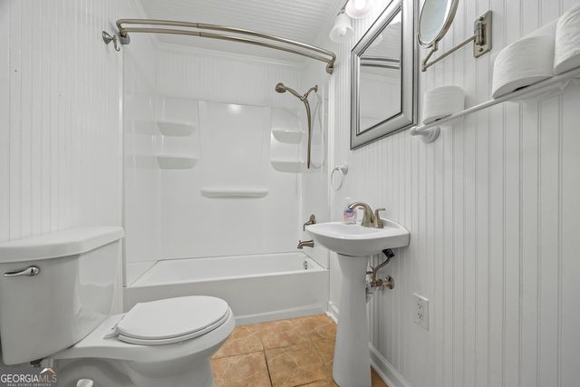 102 Mt Moriah Road, Auburn, GA 30011