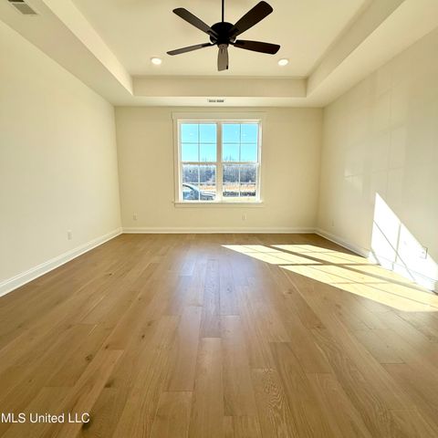 493 Sunflower Street, Nesbit, MS 38651