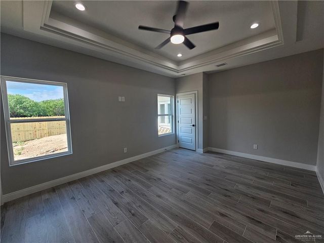 9506 N 71st Lane, Mcallen, TX 78573