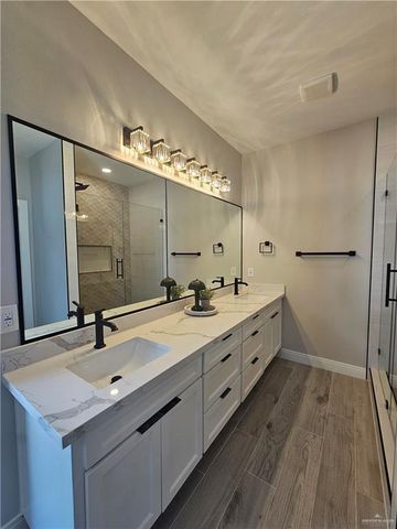 9506 N 71st Lane, Mcallen, TX 78573