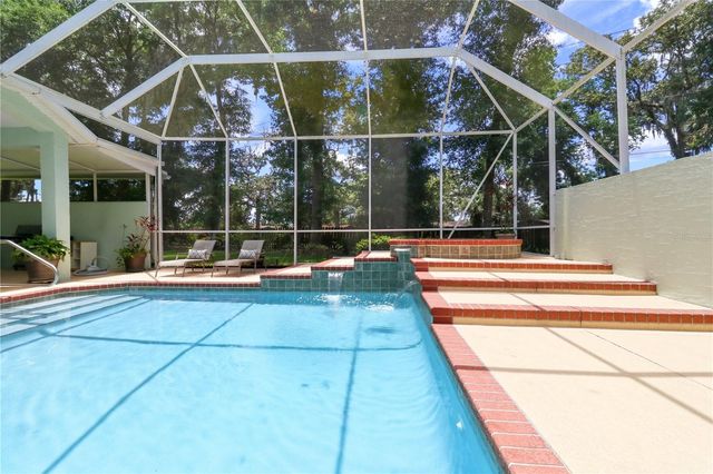 1818 SE 37TH PLACE, Ocala, FL 34471