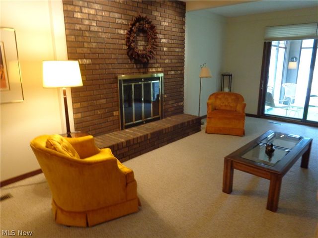 6920 Dogwood Circle, Middleburg Heights, OH 44130