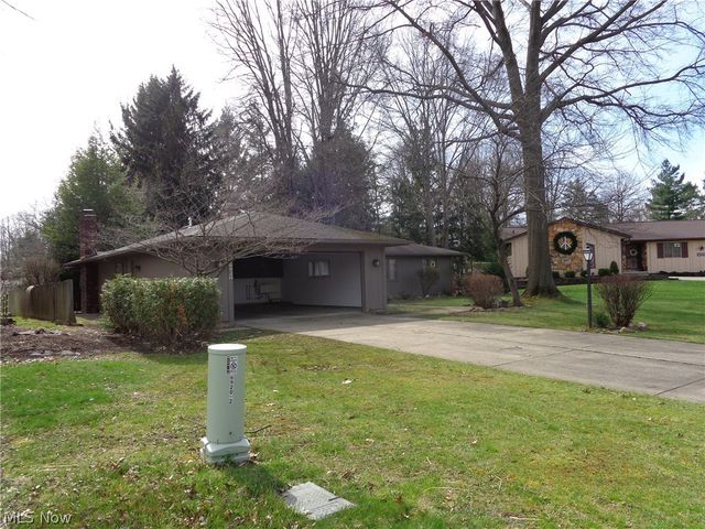 6920 Dogwood Circle, Middleburg Heights, OH 44130