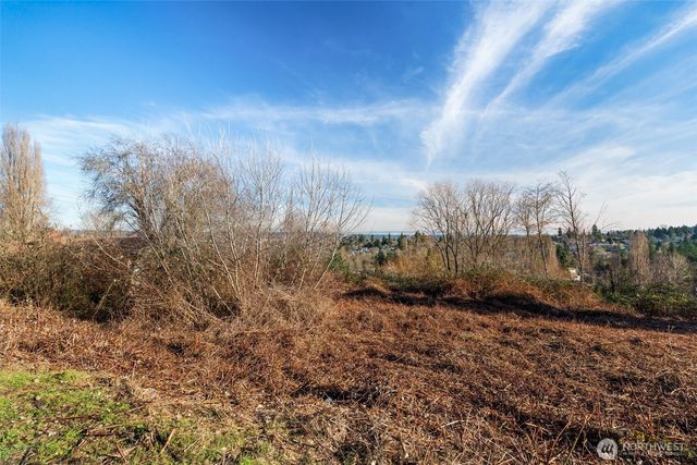 1403 E Lennox, Tacoma, WA 98404