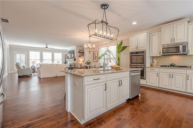 9054 Tuckerbrook Lane, Johns Creek, GA 30022