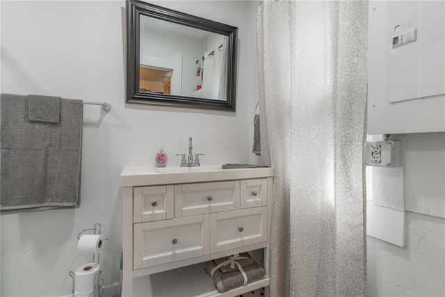 2861 NW 19th Street, Oklahoma City, OK 73107