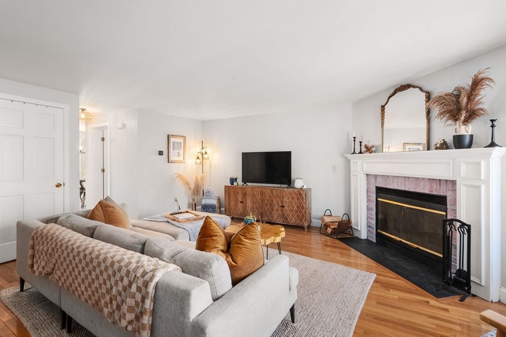 128 Parker Street 4C, Acton, MA 01720