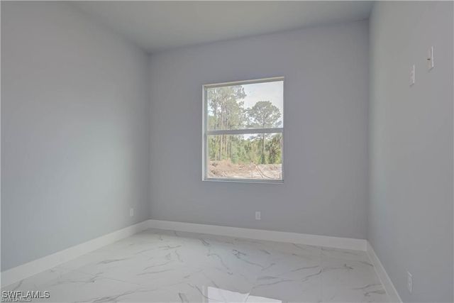 3121 71st ST W, Lehigh Acres, FL 33971