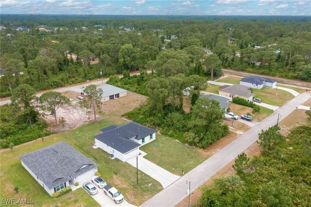3121 71st ST W, Lehigh Acres, FL 33971
