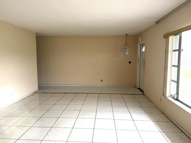9210 NW 73rd Street, Tamarac, FL 33321