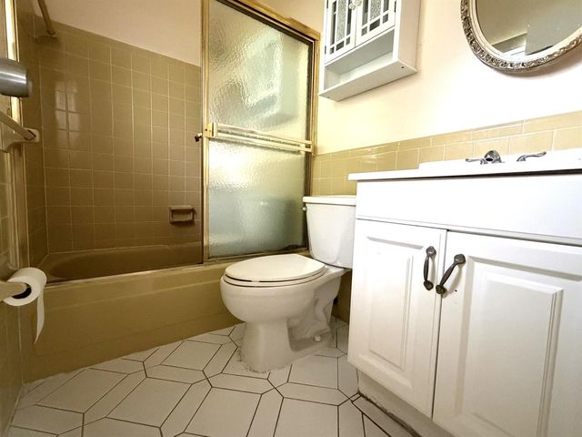 9210 NW 73rd Street, Tamarac, FL 33321