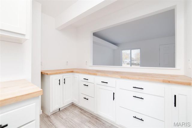 10093 Viscount Drive, St Louis, MO 63136