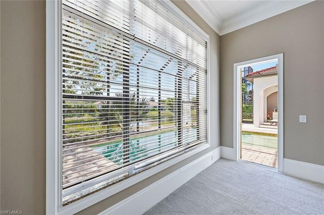 21701 Arenga LN, Estero, FL 33928