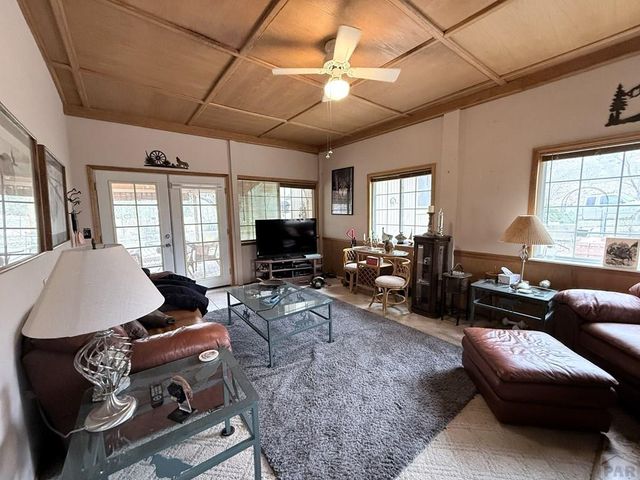 410 Canal Rd, La Junta, CO 81050