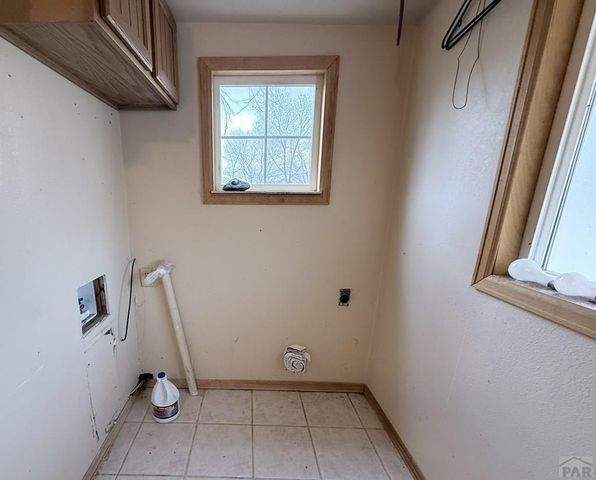 410 Canal Rd, La Junta, CO 81050