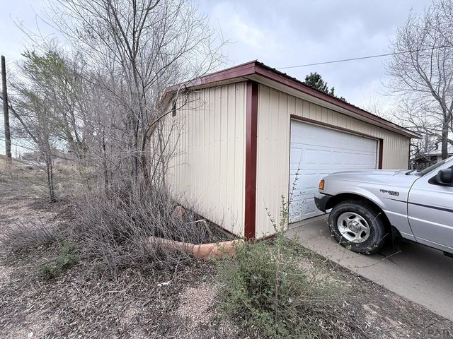 410 Canal Rd, La Junta, CO 81050