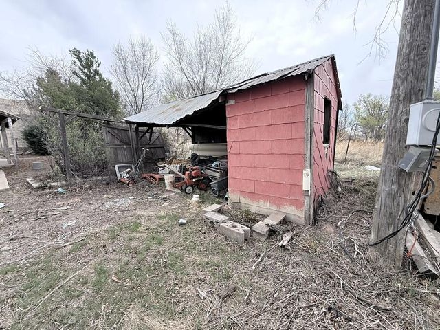 410 Canal Rd, La Junta, CO 81050