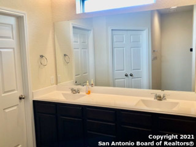 5911 Ivans Farm, San Antonio, TX 78244